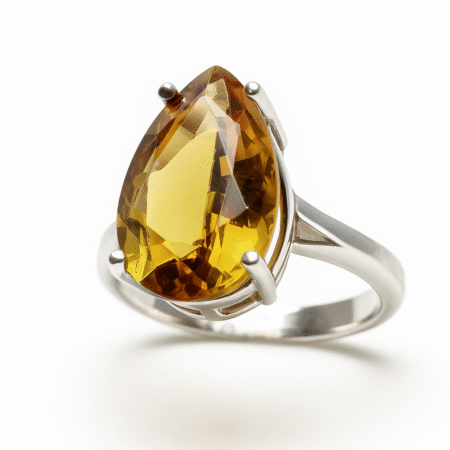 Ring pear-shaped Zultanite gemstone at its center