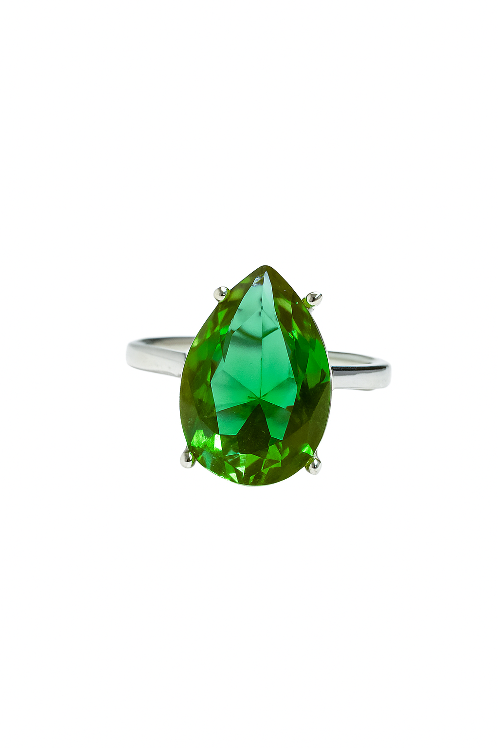 Ring pear-shaped Zultanite gemstone at its center