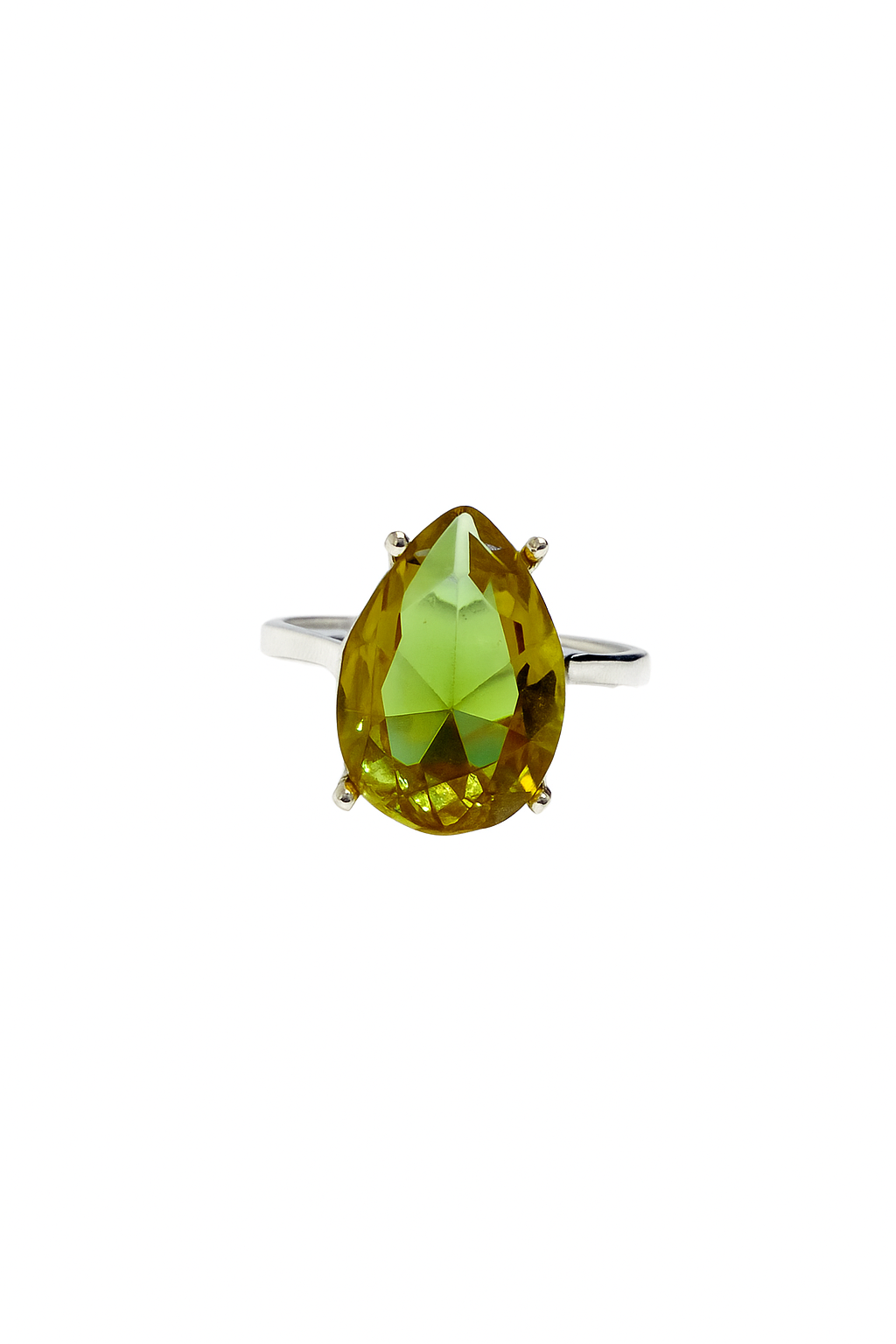 Ring pear-shaped Zultanite gemstone at its center